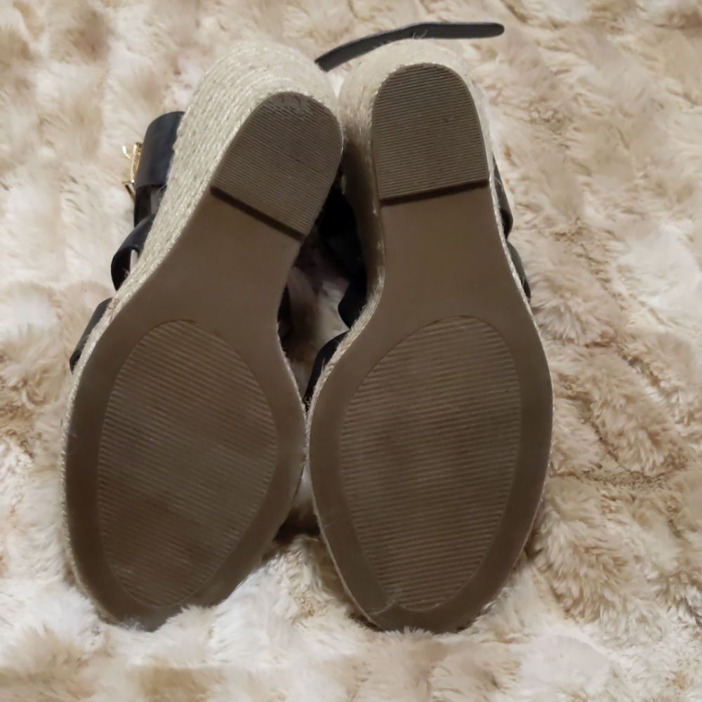 Wedges - Picture 2 of 4